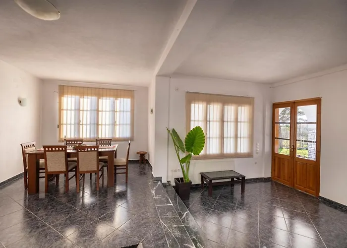 Vilă μετεorα- Kalambaka- Trikala-villa Toscana *